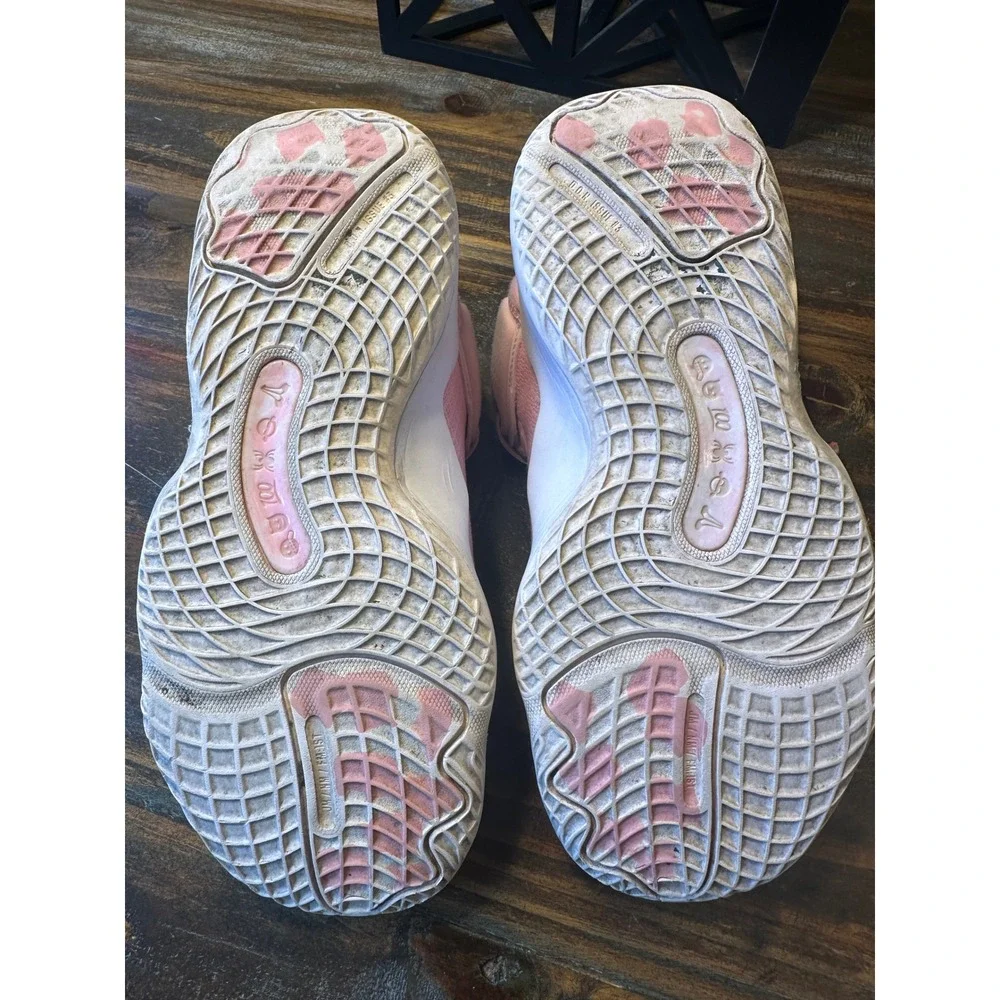 Adidas‎ Donovan Mitchell DON Issue 3 Pink  Kids Basketball Shoes Girls Size 3